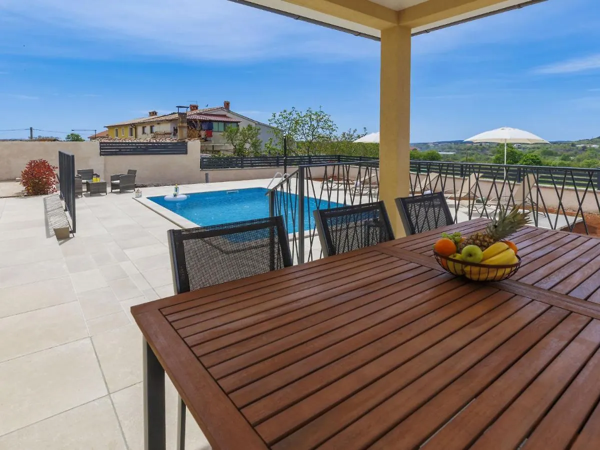 Holiday Home Villa Dora By Interhome Pula
