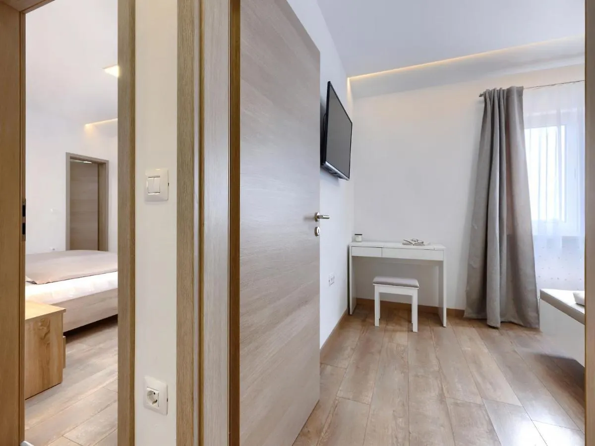 Holiday Home Villa Dora By Interhome Pula