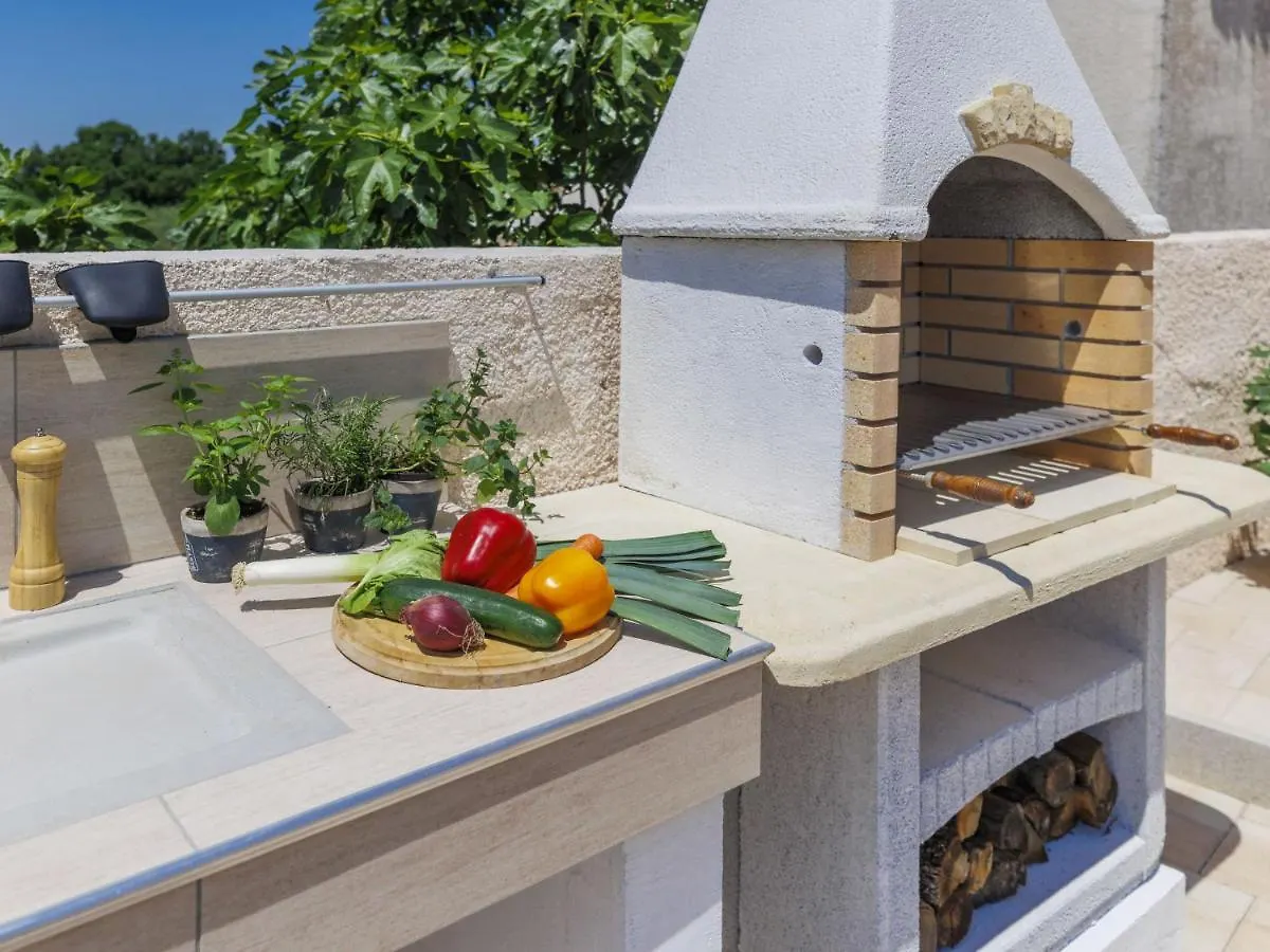 Holiday Home Villa Dora By Interhome Pula Croatia