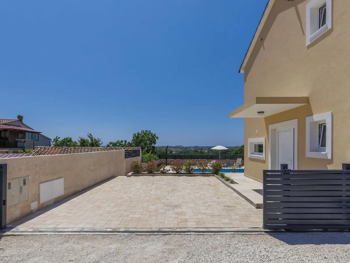 Holiday Home Villa Dora By Interhome Pula